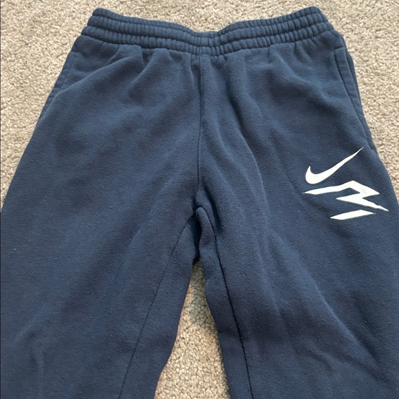 Sweatpants - Picture 2 of 4